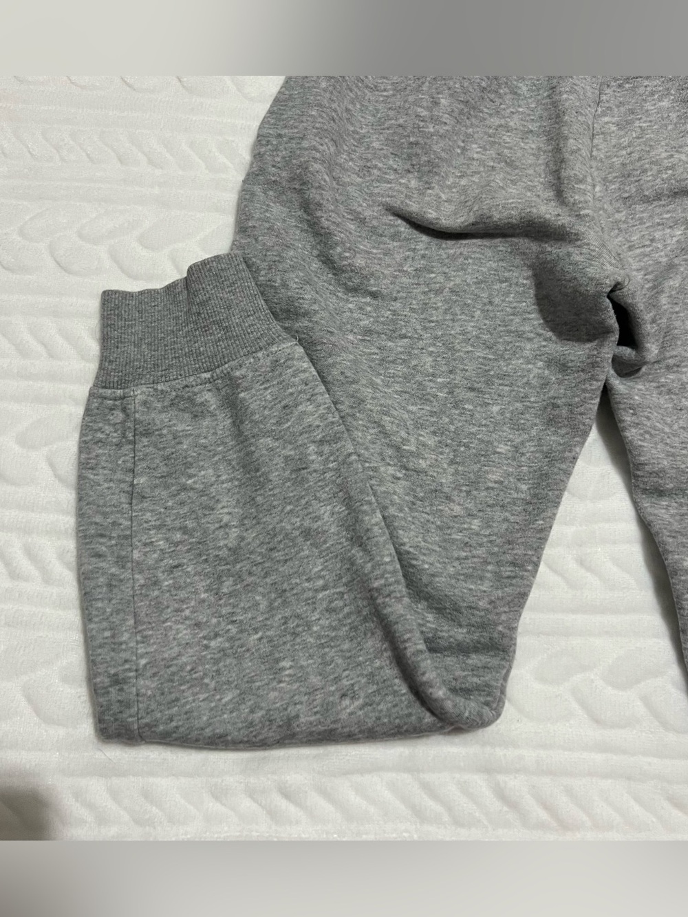 💗 H&M - Kids Gray Fleece Jogger Sweatpants - Picture 9 of 10